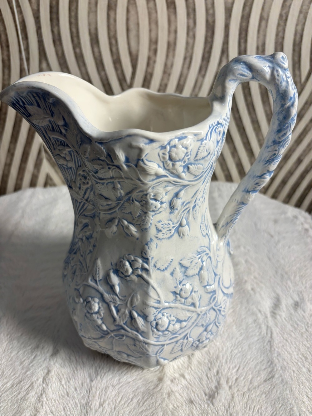 Vintage ceramic blue and white floral pitcher/ vase holds 8 cups